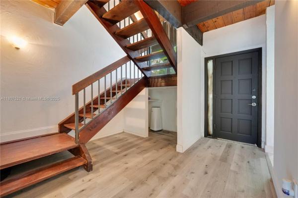 19412 NE 26th Ave #143B, Unincorporated Dade County, Florida 33180, image 1