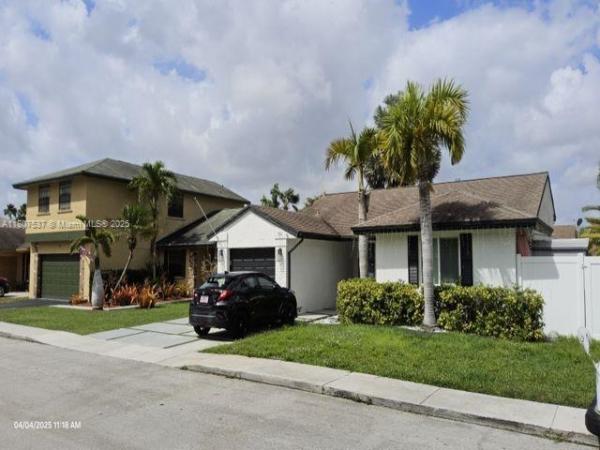 Shenandoah, 731 Briarwood Ter, Davie, Florida 33325, image 1