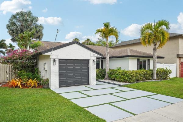 Shenandoah, 731 Briarwood Ter, Davie, Florida 33325, image 3