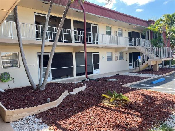 University Manors, 2041 NW 81st Ave #414, Pembroke Pines, Florida 33024, image 1