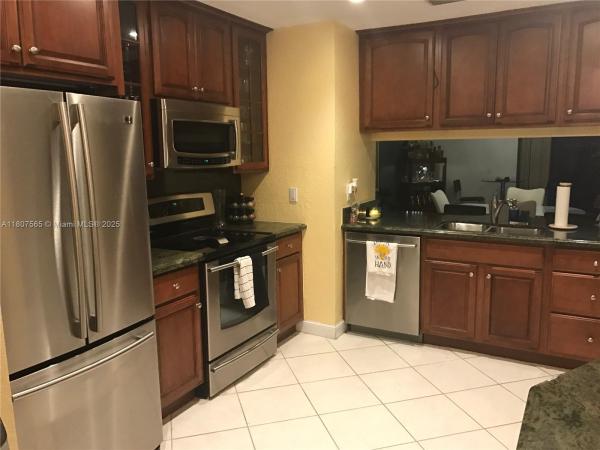 Tanglewood Townhomes, 131 SW 97th Ave, Pembroke Pines, Florida 33025, image 1
