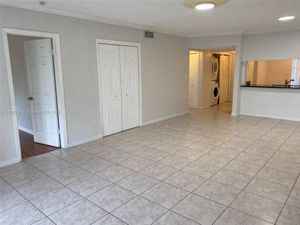 Crystal Greens South, 4291 NW 9th Ave #202, Deerfield Beach, Florida 33064, image 1