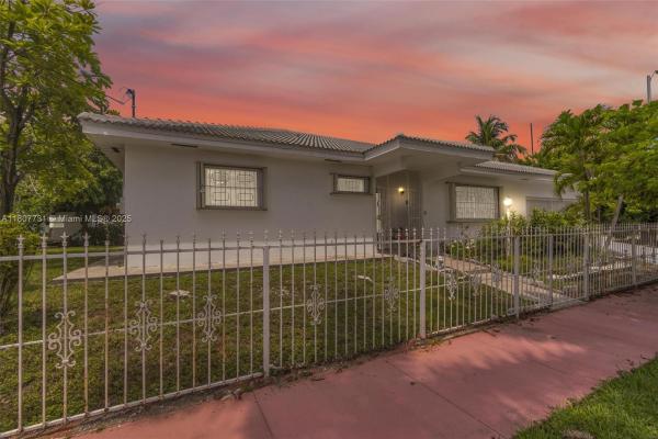 Isle Of Normandy Trouville, 1500 71st St, Miami Beach, Florida 33141, image 3
