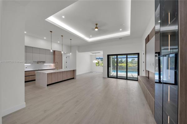 Cape Coral Residential, 419 NW 7th Ave, Cape Coral, Florida 33993, image 3