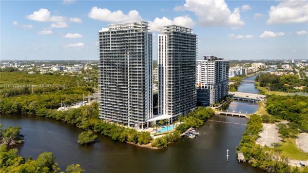 The Harbour North Tower, 16385 Biscayne Blvd #506, North Miami Beach, Florida 33160, image 1