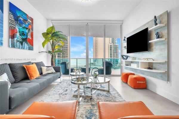Aurora, 17550 Collins Ave #704, Sunny Isles Beach, Florida 33160, image 1