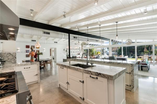 Cape Florida, 270 Island Dr, Key Biscayne, Florida 33149, image 1