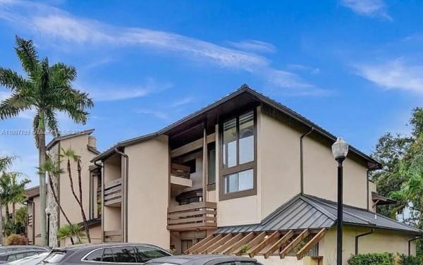 101 SW 96th Ter #204, Plantation, Florida 33324, image 1