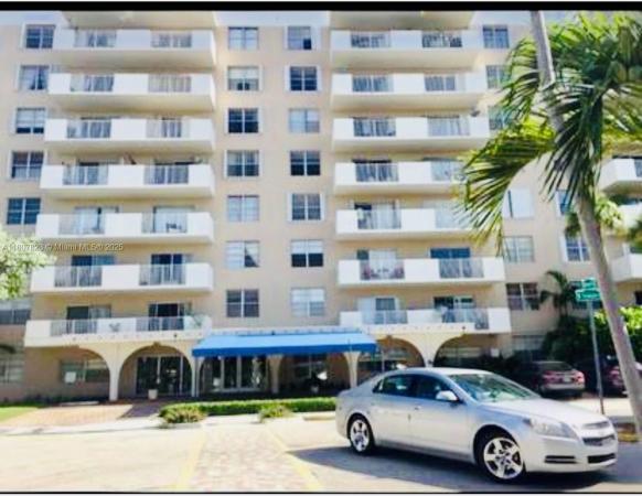 Island Place At North Bay Village, 1455 N Treasure Dr #4M, North Bay Village, Florida 33141, image 1