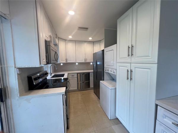 Village Homes At Country Isles, 1544 Springside Dr, Weston, Florida 33326, image 1
