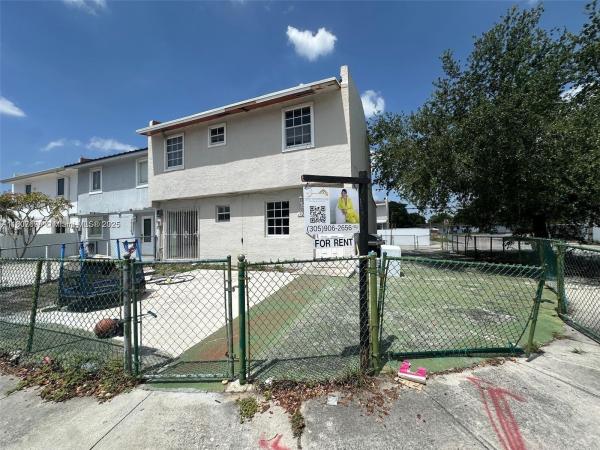 Kings Gardens, 19224 NW 46th Ave, Miami Gardens, Florida 33055, image 1