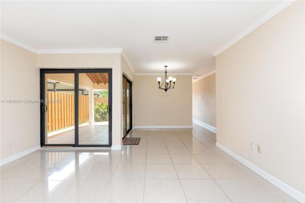 Woodgate East, 6817 SW 127th Ct, Kendale Lakes, Florida 33183, image 3