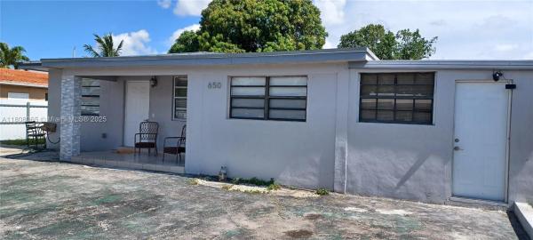 Saratoga Heights, 650 E 55th St, Hialeah, Florida 33013, image 2