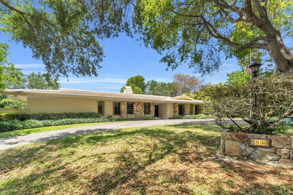 Warwick Manor, 5990 SW 135th Ter, Pinecrest, Florida 33156, image 3