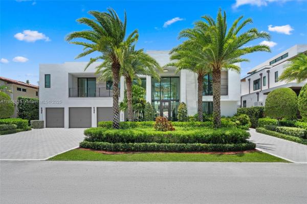 Lucille Island, 2519 Lucille Dr, Fort Lauderdale, Florida 33316, image 1