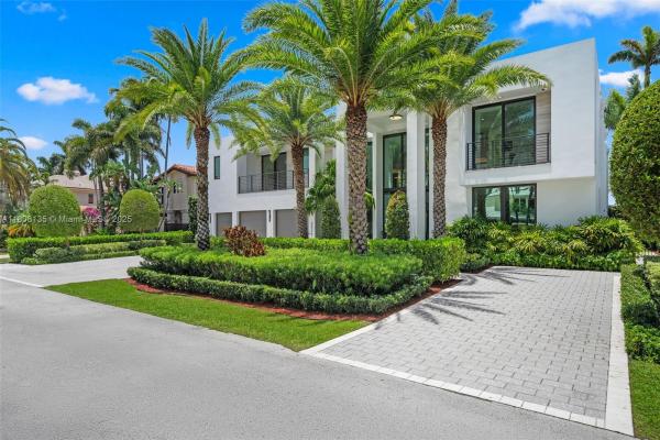 Lucille Island, 2519 Lucille Dr, Fort Lauderdale, Florida 33316, image 2