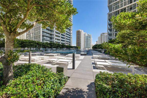 Icon Brickell Tower 3, 485 Brickell Ave #1604, Miami, Florida 33131, image 1