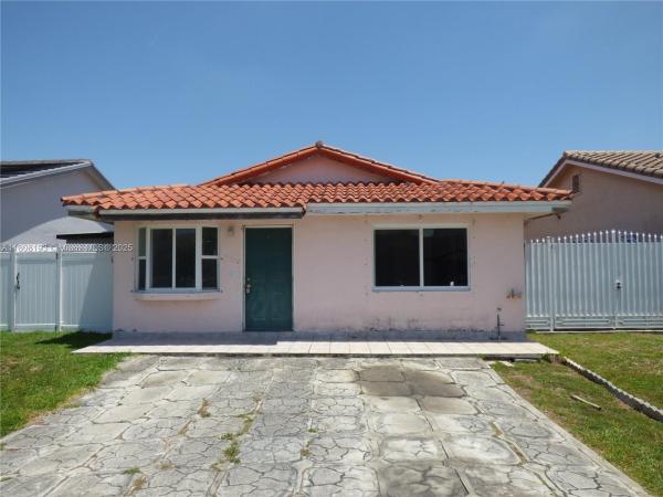 Maria Teresa, 9023 NW 113th St, Hialeah Gardens, Florida 33018, image 1