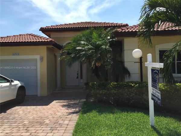 Silver Palms, 22932 SW 113th Pl, Princeton, Florida 33170, image 2