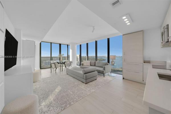 Paraiso Bay, 650 NE 32nd St #3708, Miami, Florida 33137, image 2