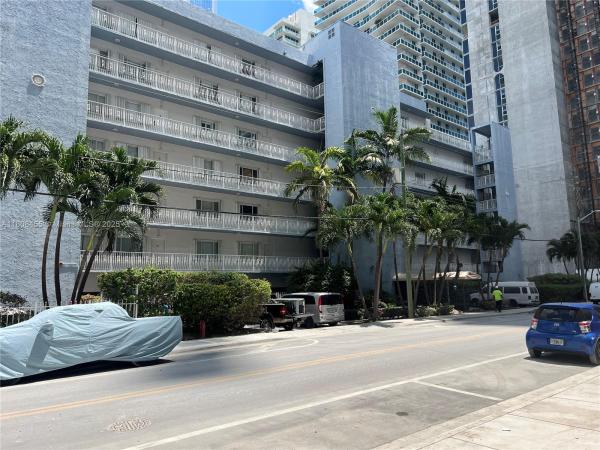 La Piazza Navona, 677 NE 24th St #607, Miami, Florida 33137, image 1