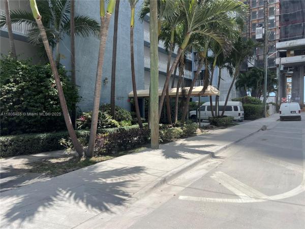 La Piazza Navona, 677 NE 24th St #607, Miami, Florida 33137, image 2