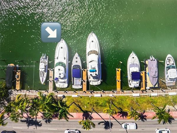 The Carriage Club, Miami Beach, Florida 33140, image 2