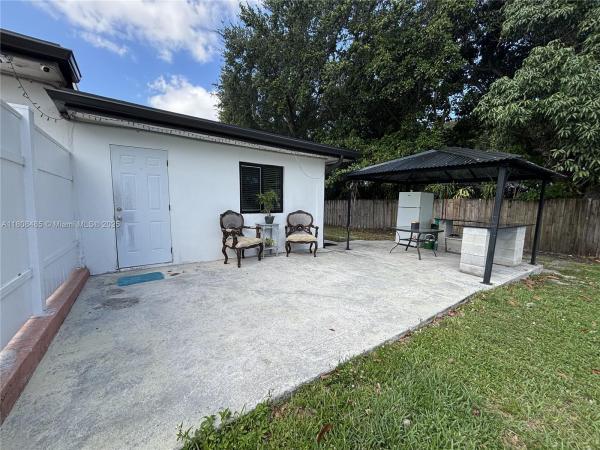 Biscayne Gardens, 1055 NW 153rd St #2, Golden Glades, Florida 33169, image 1