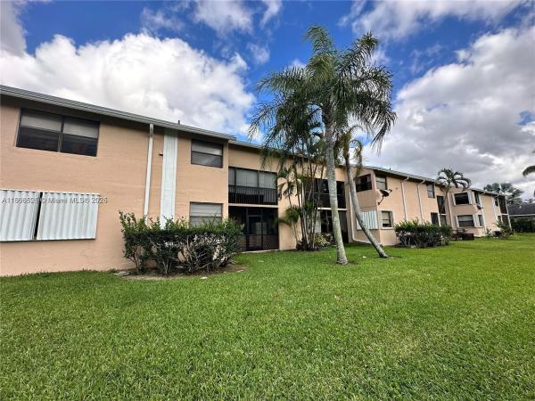 1140 Independence Trl #1140-J, Homestead, Florida 33034, image 1