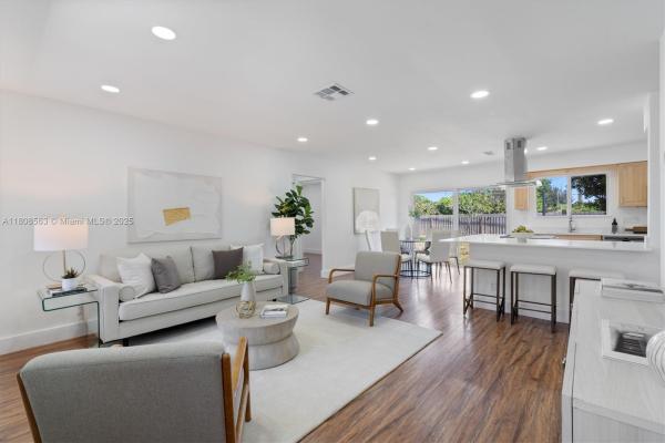 Lee's Crossing, 5492 Barnstead Cir, Lake Worth Beach, Florida 33463, image 1