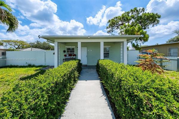Lincoln Park, 844 NW 15th Ave, Fort Lauderdale, Florida 33311, image 1