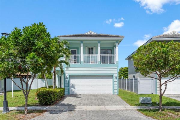 324 NE 31st Ave, Unincorporated Dade County, Florida 33033, image 1