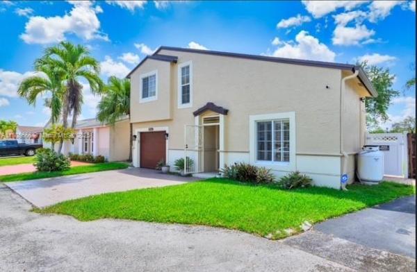Country Lake Sorbet, 6566 NW 197th Ln, Hialeah, Florida 33015, image 3