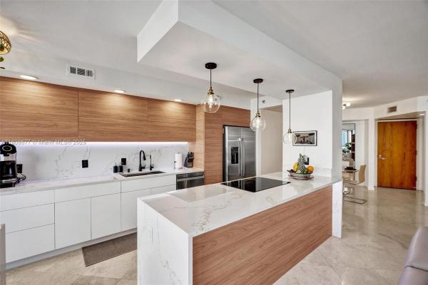1000 Island Boulevard, 1000 W Island Blvd #611, Aventura, Florida 33160, image 3