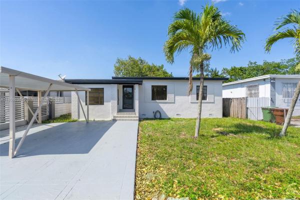 Industrial Center, 739 W 30th St, Hialeah, Florida 33012, image 1