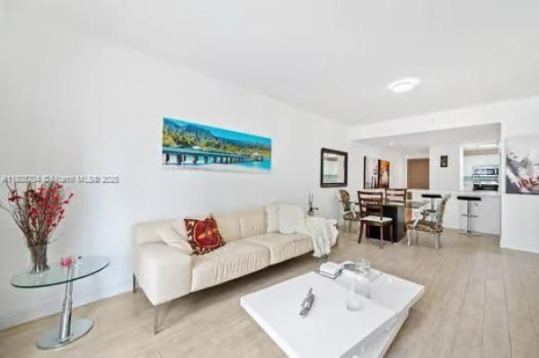 Fortune House, 185 SE 14th Ter #1410, Miami, Florida 33131, image 3