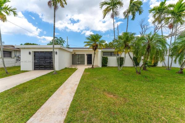 17761 SW 113th Ct, Unincorporated Dade County, Florida 33157, image 1
