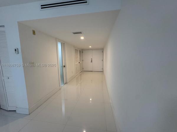 Mar Del Plata, 6423 Collins Ave #1001, Miami Beach, Florida 33141, image 2