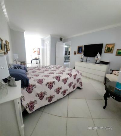 Eden Isles, 3600 NE 170th St #404, North Miami Beach, Florida 33160, image 3