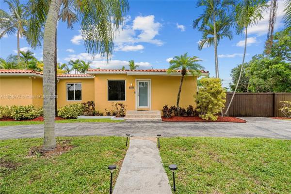 Bird Road Estates, 6332 SW 43rd St, South Miami, Florida 33155, image 2