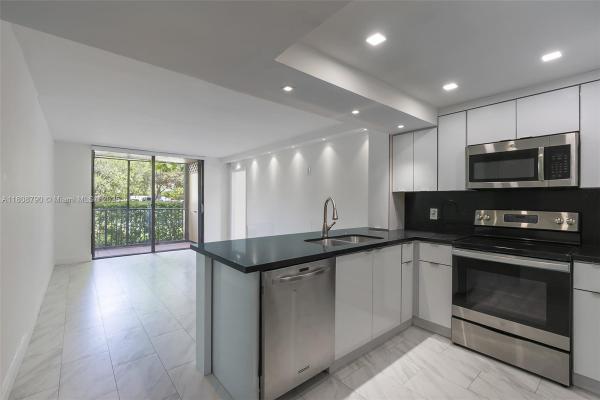 Promenade At Kendale Lakes, 14221 N Kendall Dr #104C, Kendall, Florida 33186, image 1