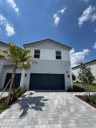 18418 SW 2nd St, Pembroke Pines, Florida 33029, image 1