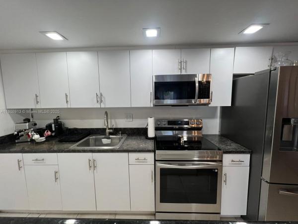 Doral Gardens, 4550 NW 79th Ave #1D, Doral, Florida 33166, image 1