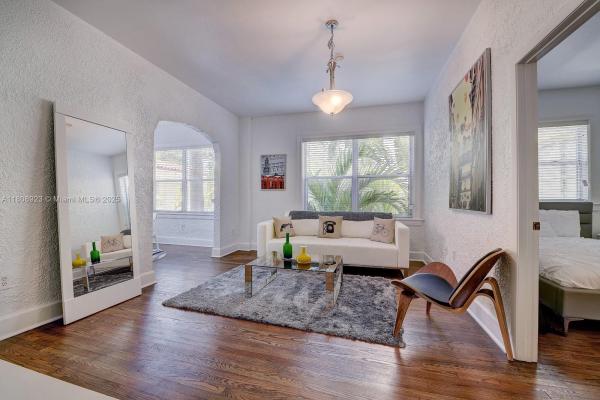 The Esplanade Beach, 900 16th St #204, Miami Beach, Florida 33139, image 1