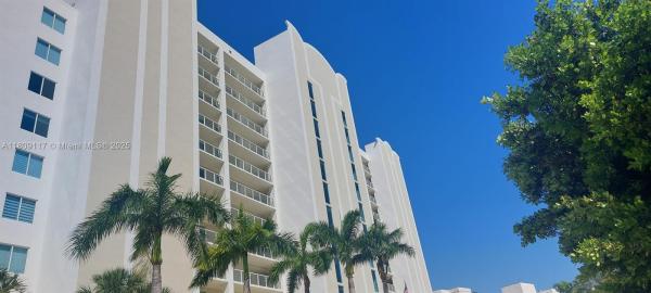 Marina Bay Club, 18100 N Bay Rd #PH7, Sunny Isles Beach, Florida 33160, image 1