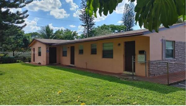 Sunshine Villas, 5210 NW 16th St #3, Lauderhill, Florida 33313, image 1
