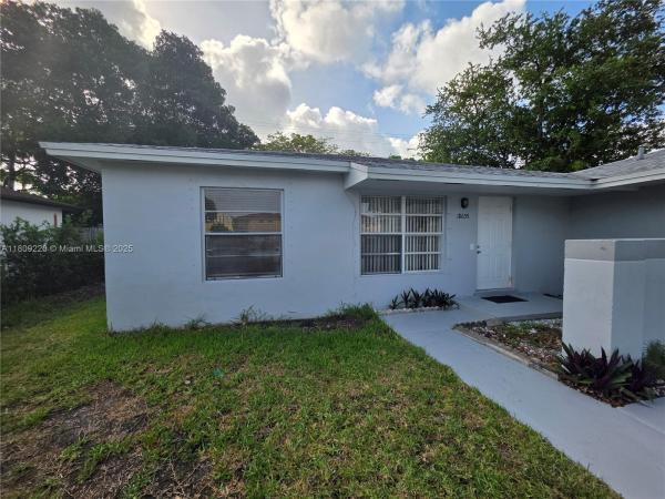 Point Royale, 18655 SW 100th Ave #., Cutler Bay, Florida 33157, image 1