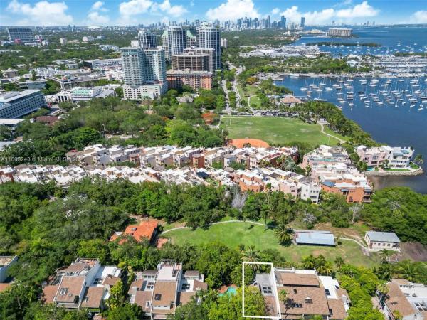 Abitare, 3169 Via Abitare Way #6, Miami, Florida 33133, image 3