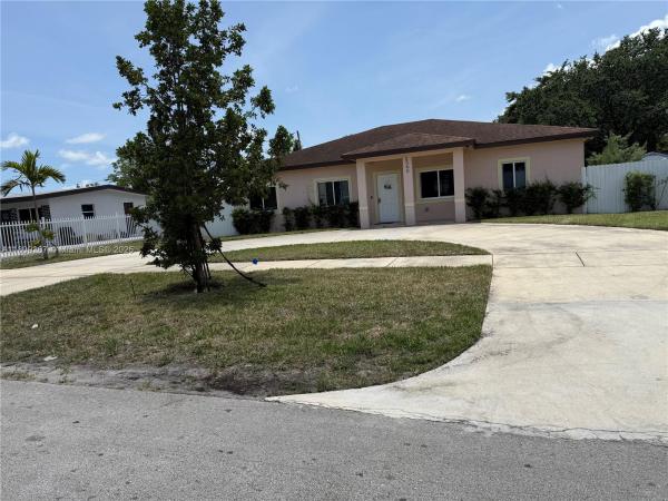 Liberty Gardens, 3560 NW 212th St, Miami Gardens, Florida 33056, image 1