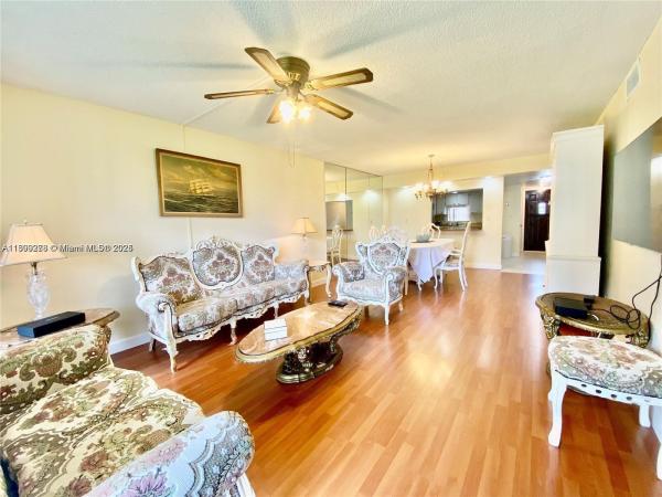 Hollybrook Golf & Tennis Club, 671 S Hollybrook Dr #104, Pembroke Pines, Florida 33025, image 1